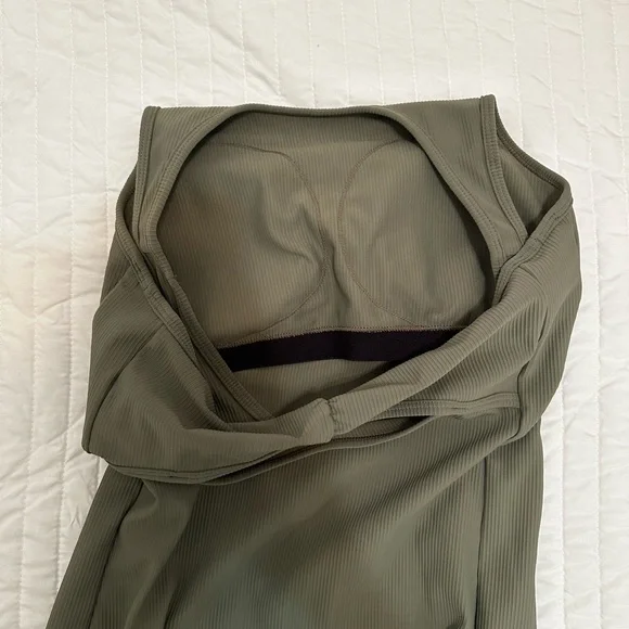 Women’s Olive Green Dress Size Medium - Picture 3 of 5